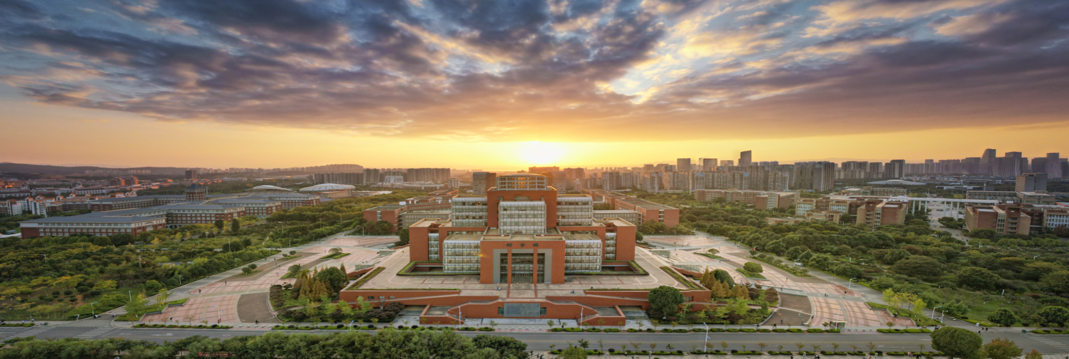 昆明理工大學